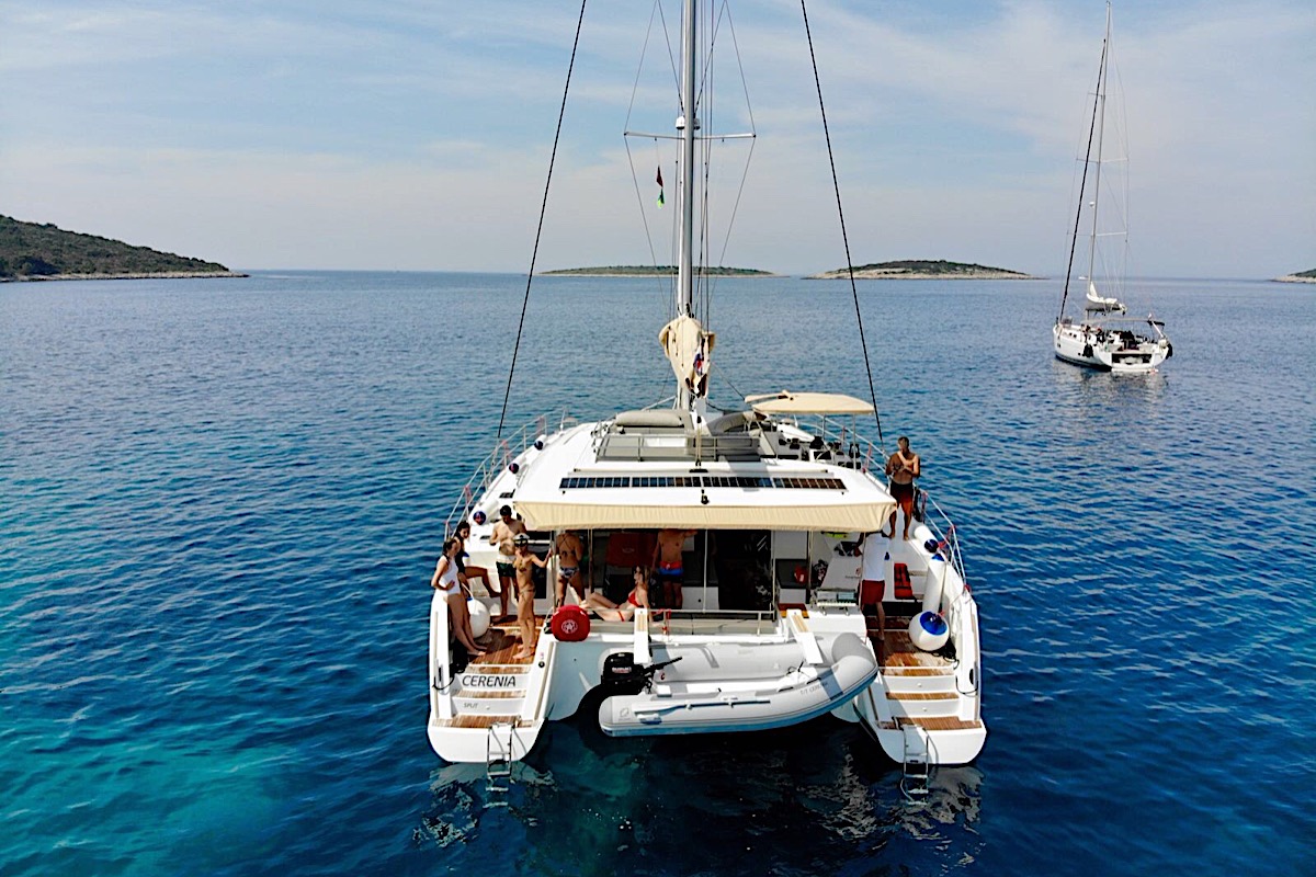 Lagoon 4502Croatia Yacht Club.jpg