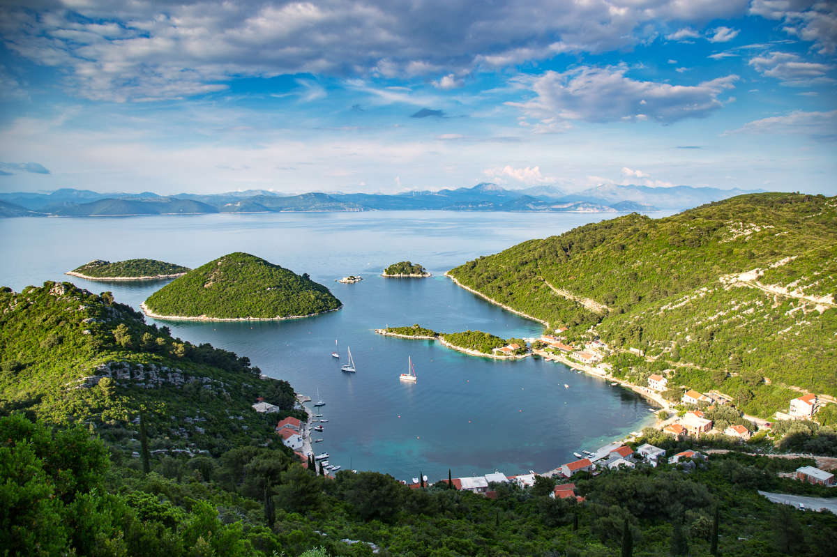 dubrovnik-region-korcula-island-croatia-yachting-club.jpg