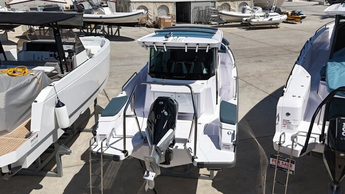 Axopar 29 XC Cross Cabin