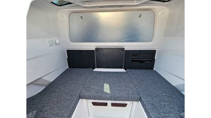 Axopar 29 XC Cross Cabin