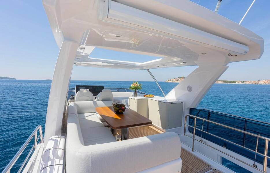 Azimut 60
