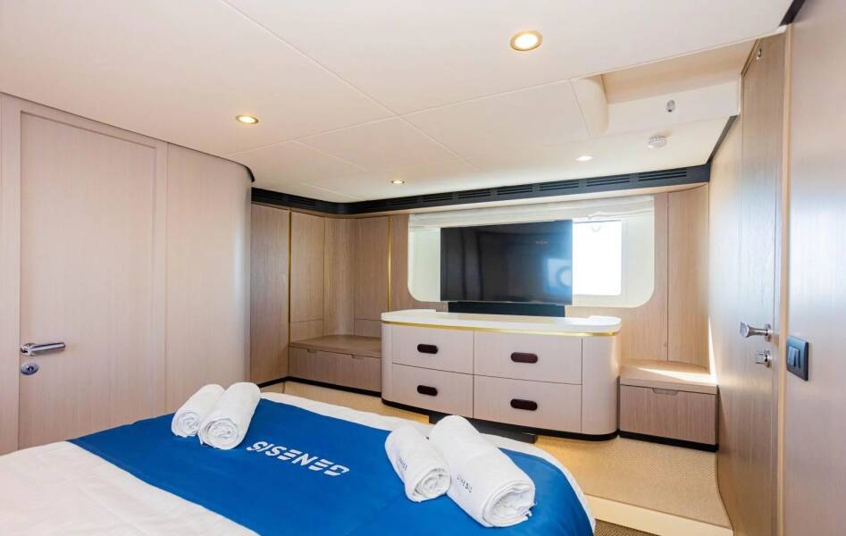 Azimut 60