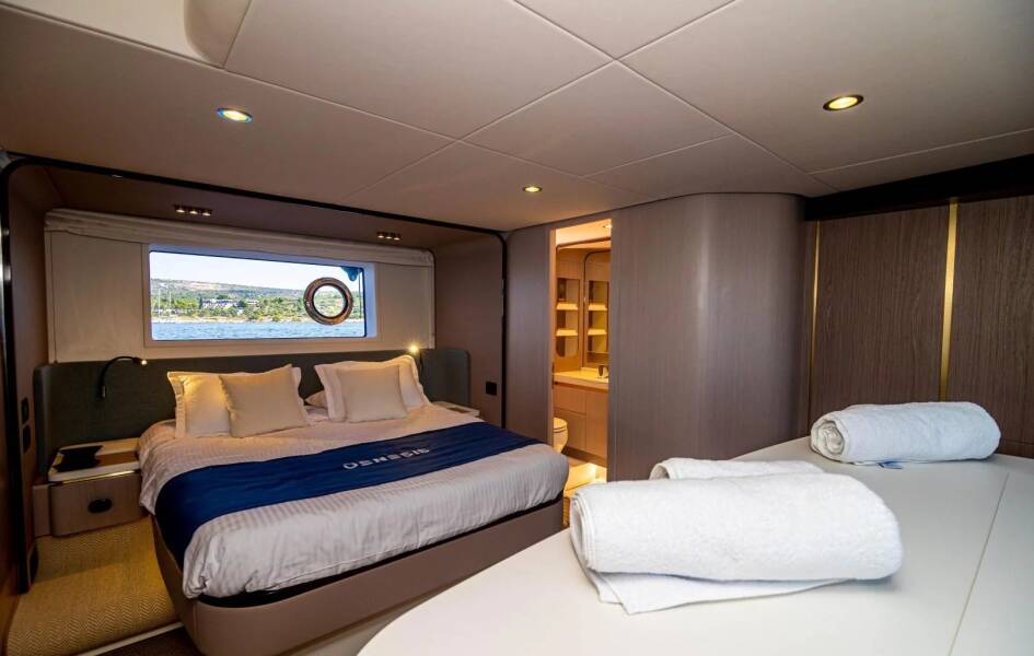Azimut 60