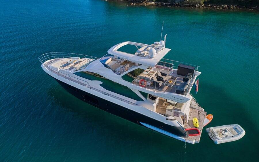 Azimut 72