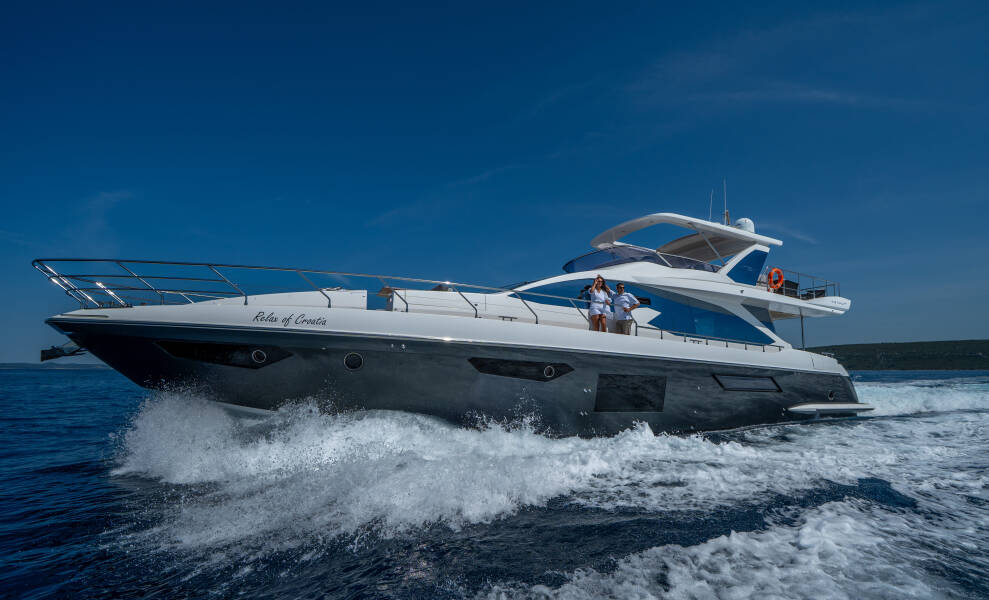 Azimut 72