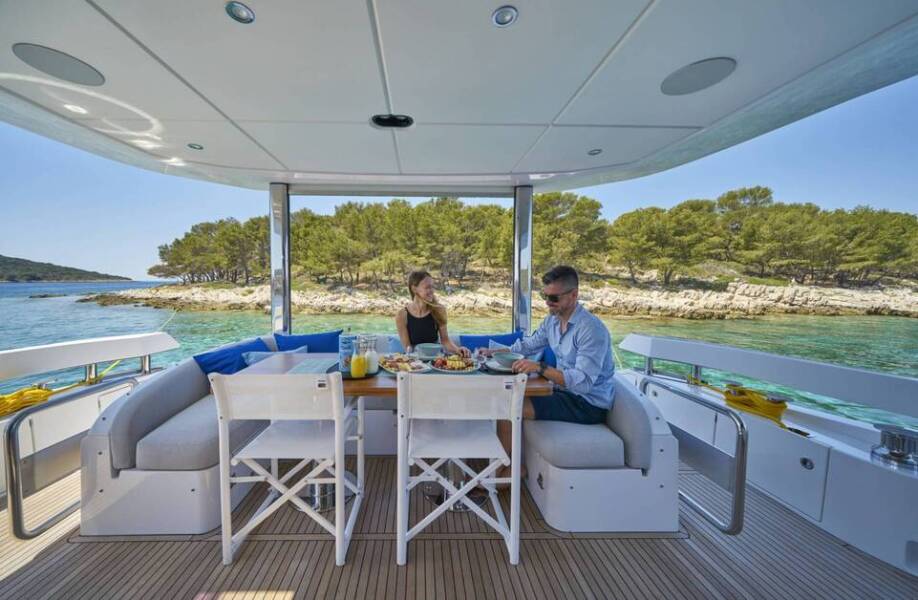 Azimut 78