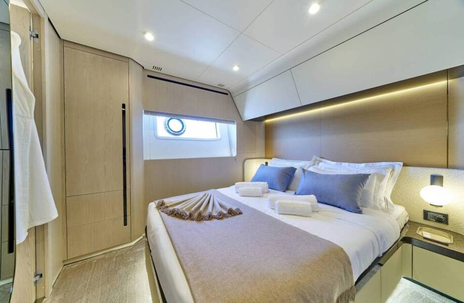 Azimut 78