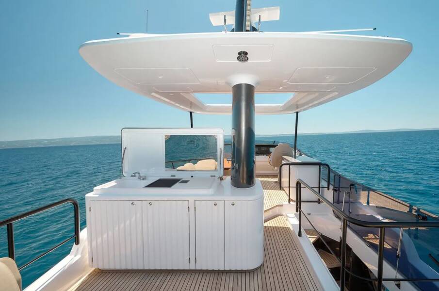 Azimut Magellano 60