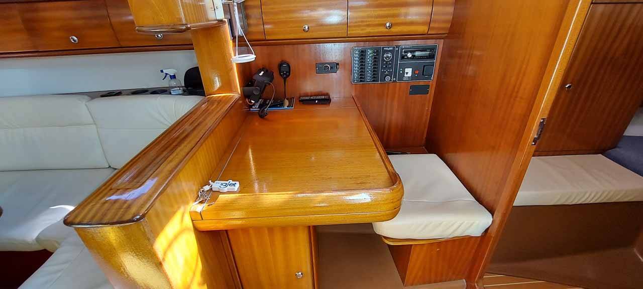 Bavaria 44