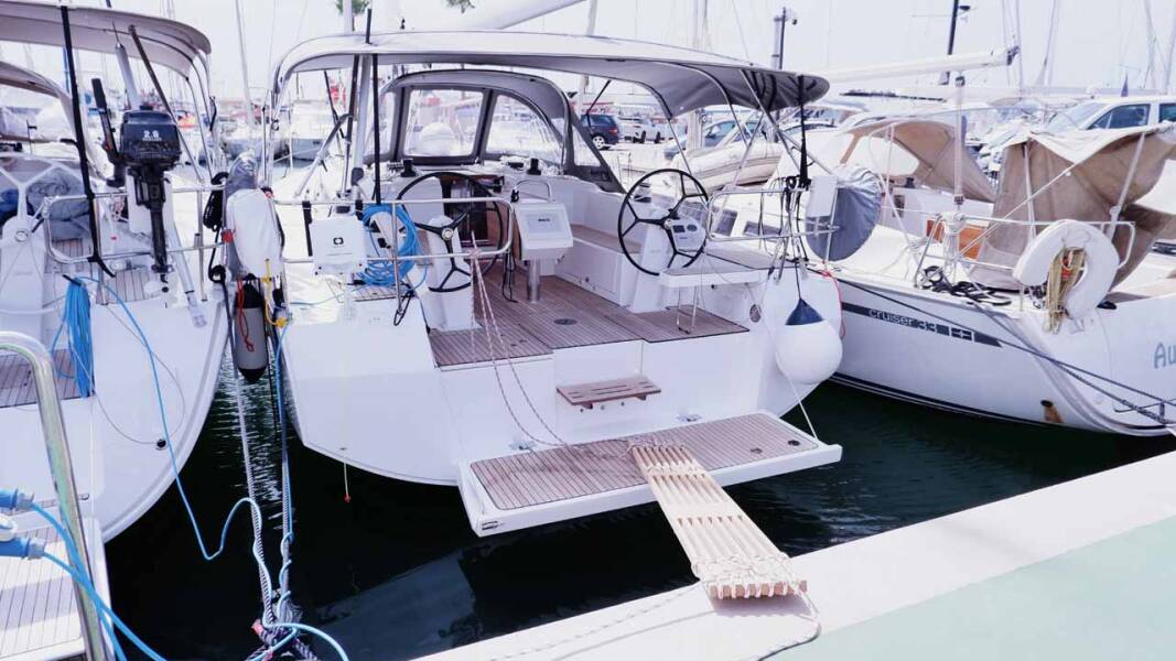 Bavaria C38