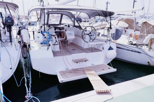 Bavaria C38