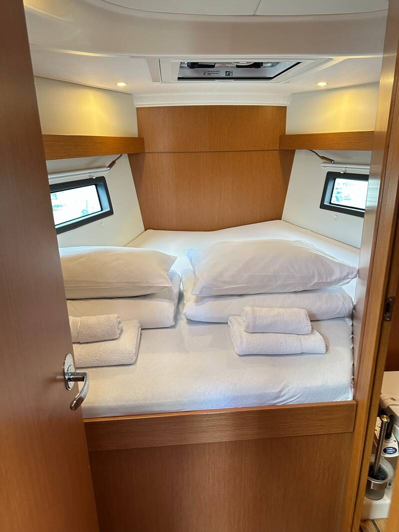 Bavaria C38