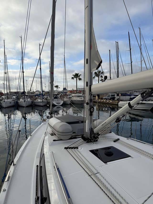 Bavaria C42 Style