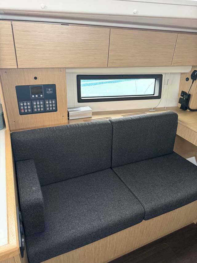 Bavaria C42 Style