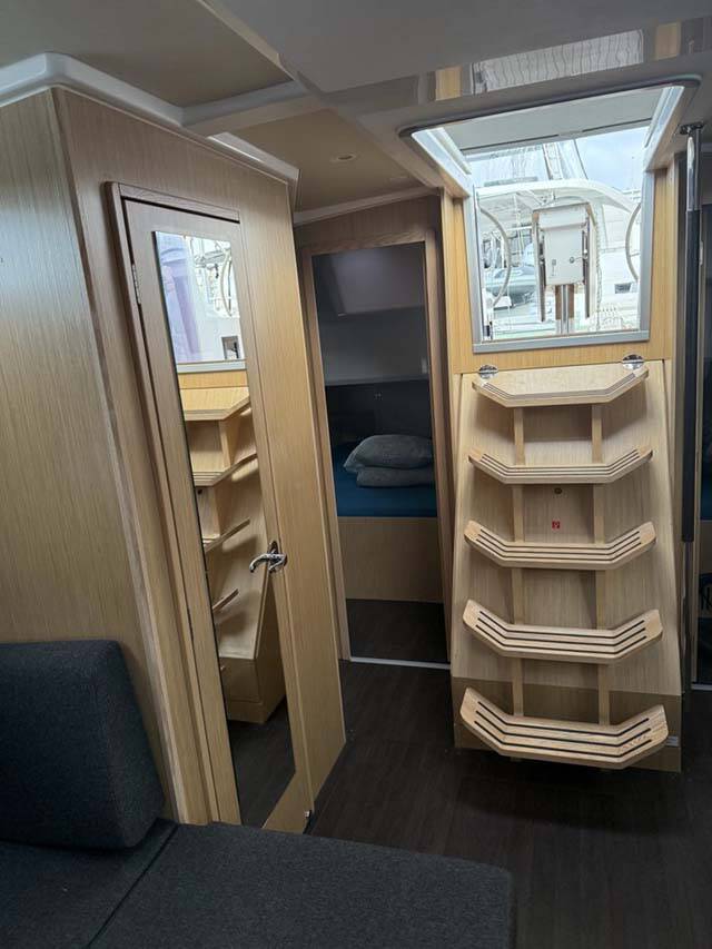 Bavaria C42 Style