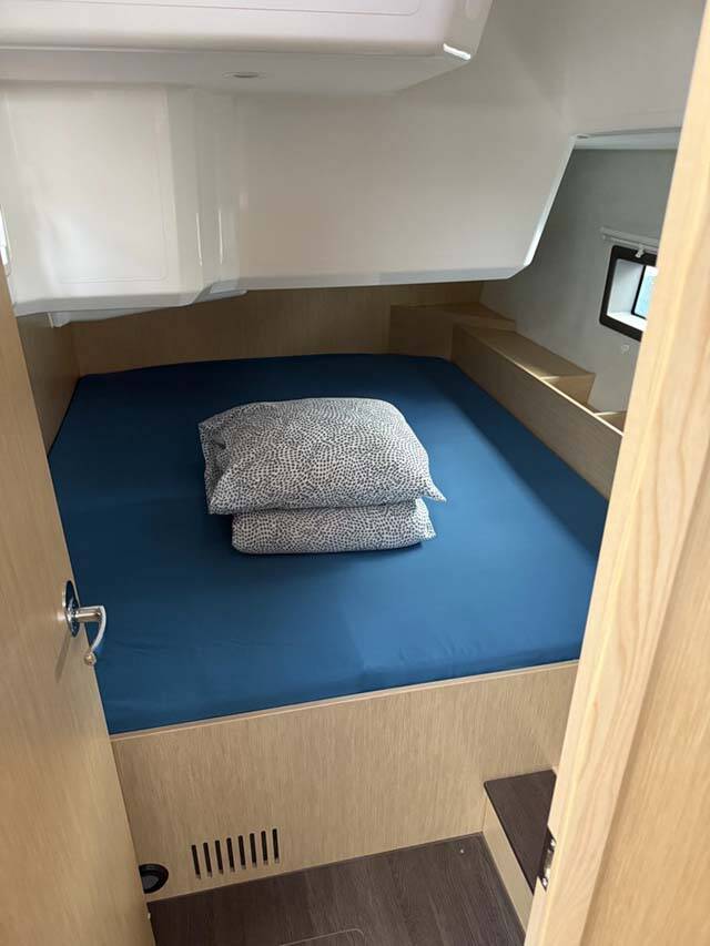 Bavaria C42 Style