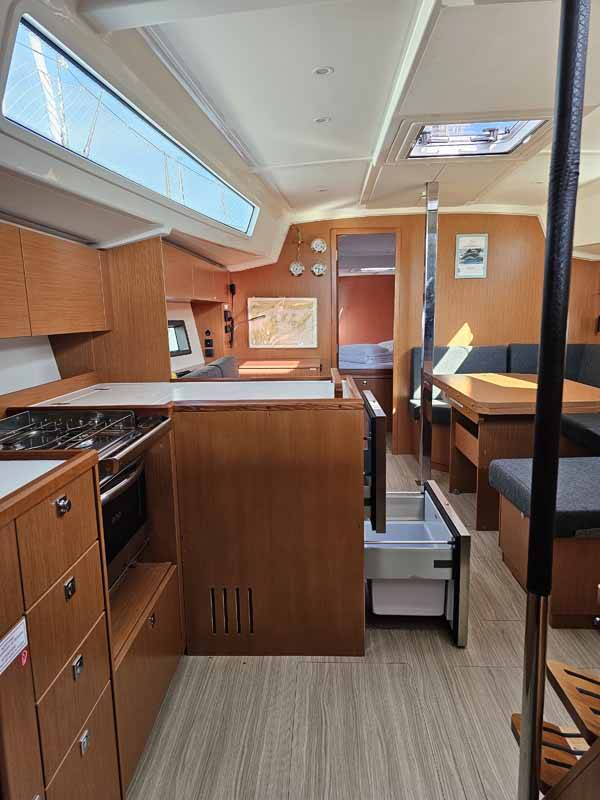 Bavaria C42