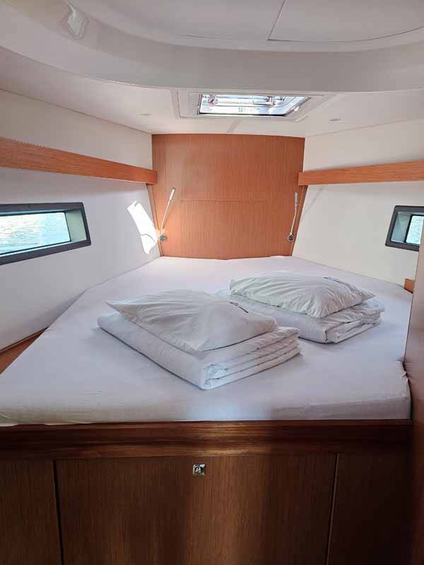 Bavaria C42