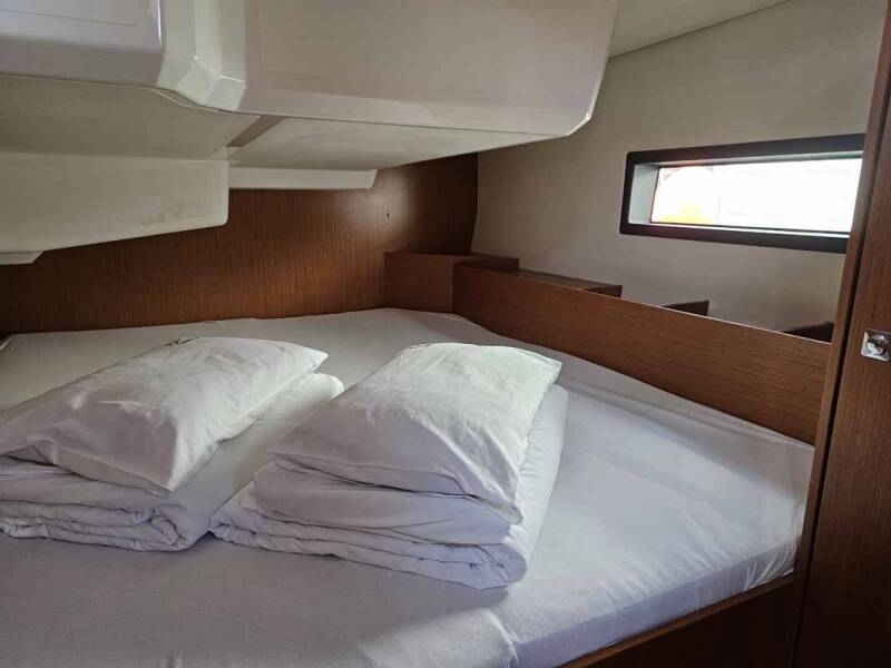 Bavaria C42