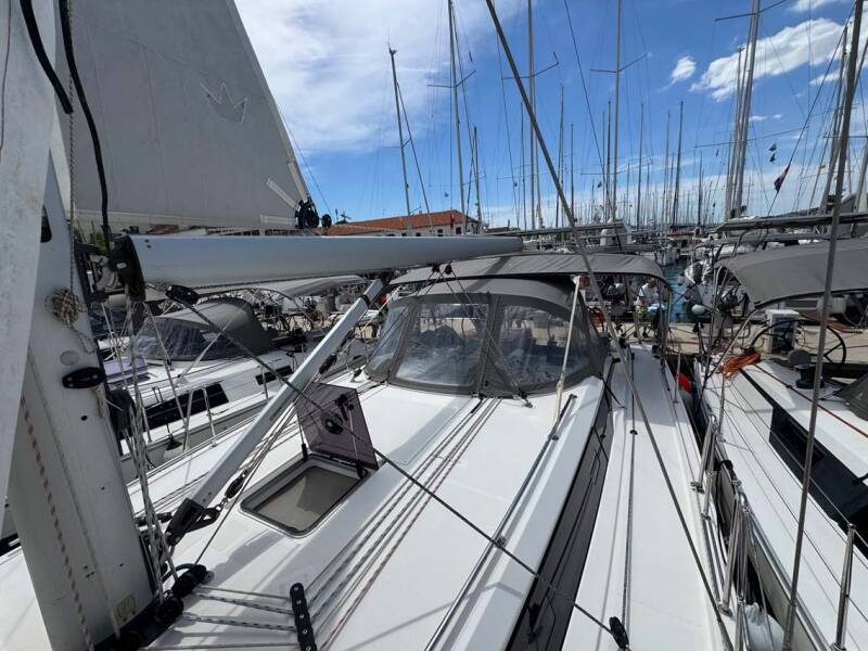 Bavaria C42