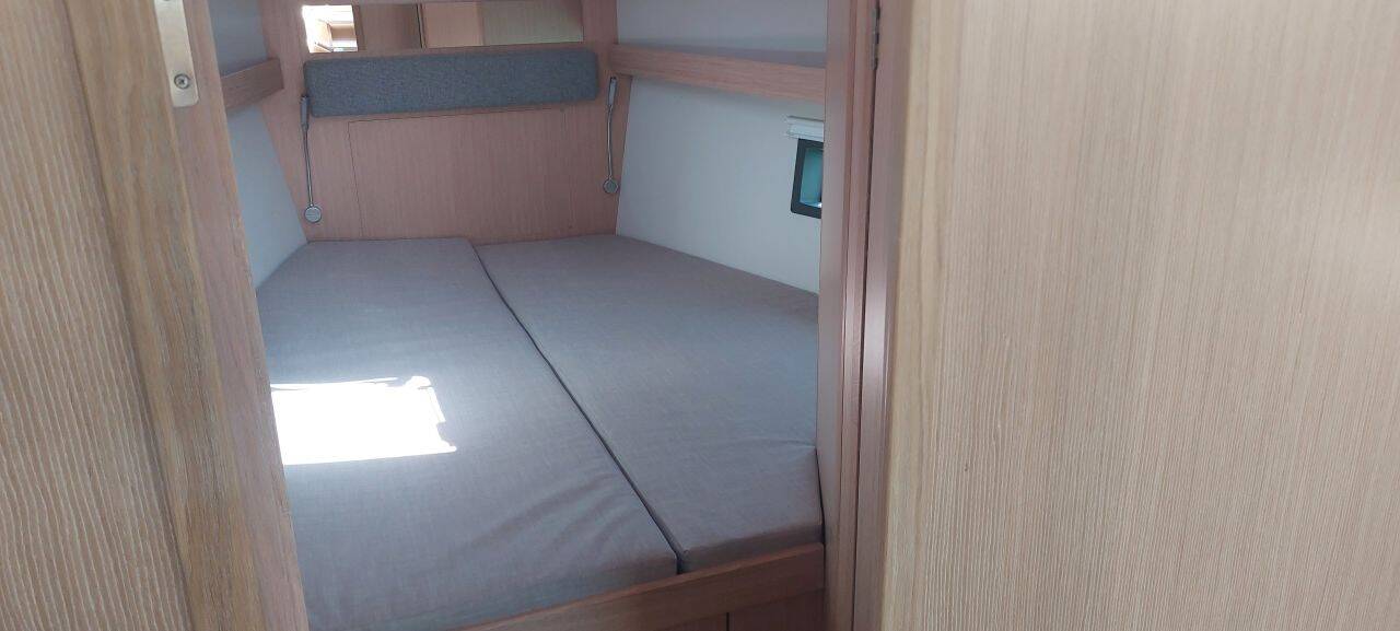 Bavaria C42