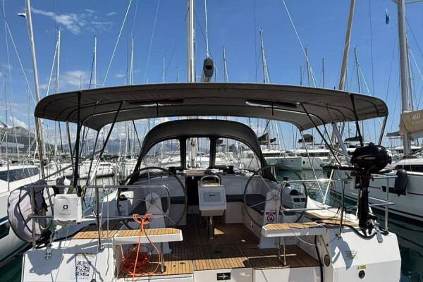 Bavaria C42