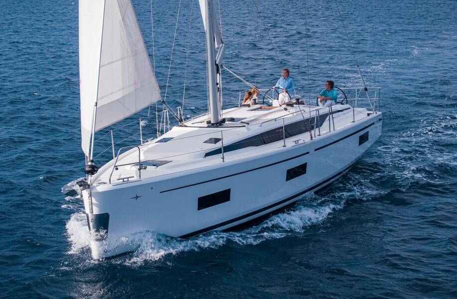 Bavaria C42