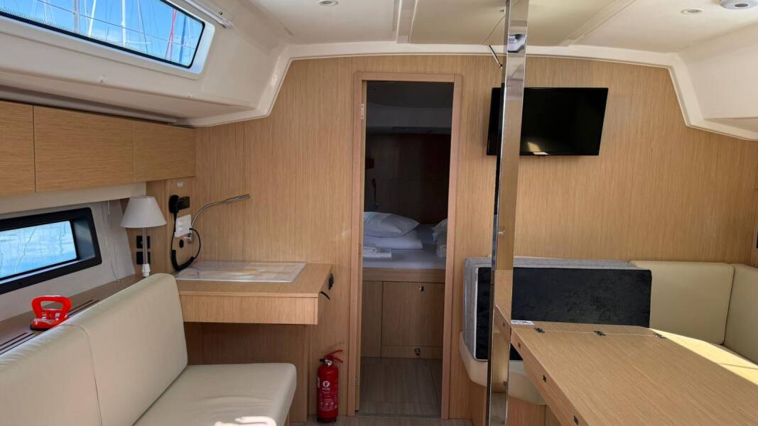 Bavaria C42