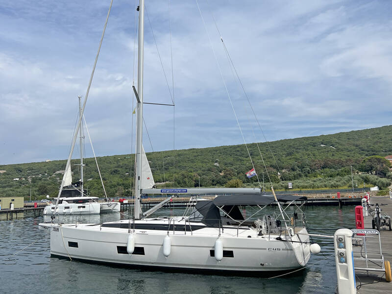 Bavaria C45 Style