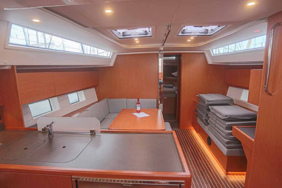Bavaria C45