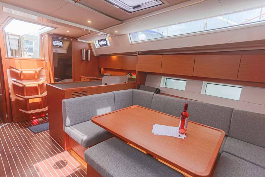 Bavaria C45