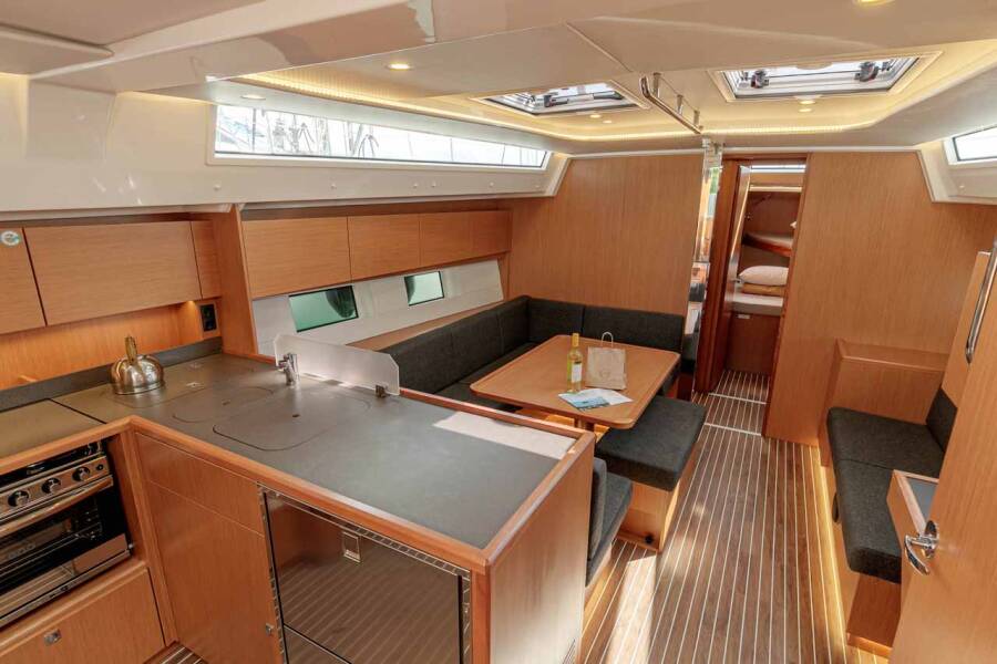 Bavaria C45
