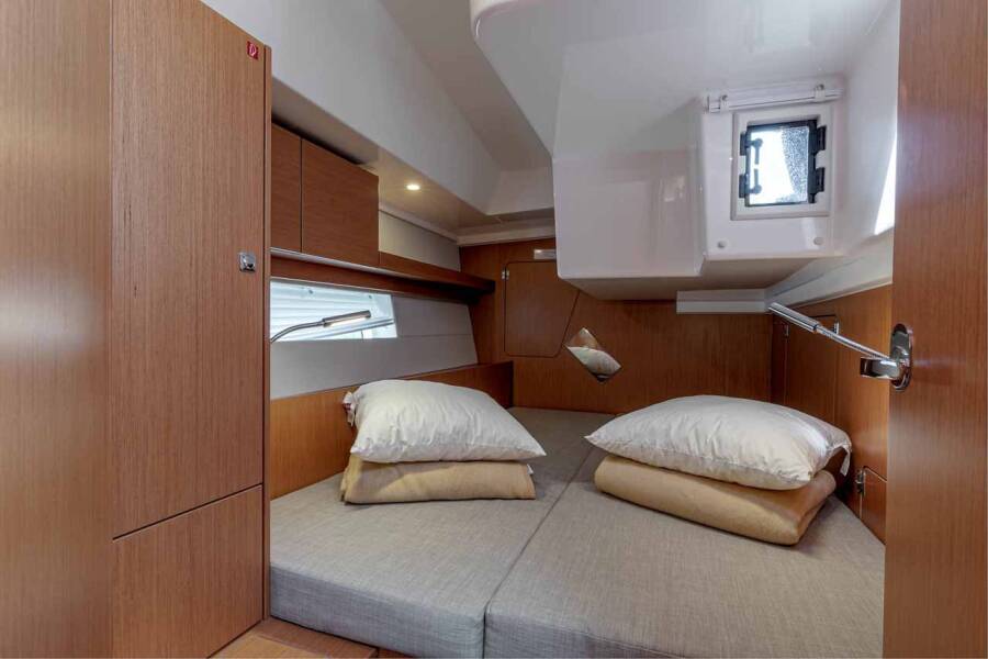Bavaria C45