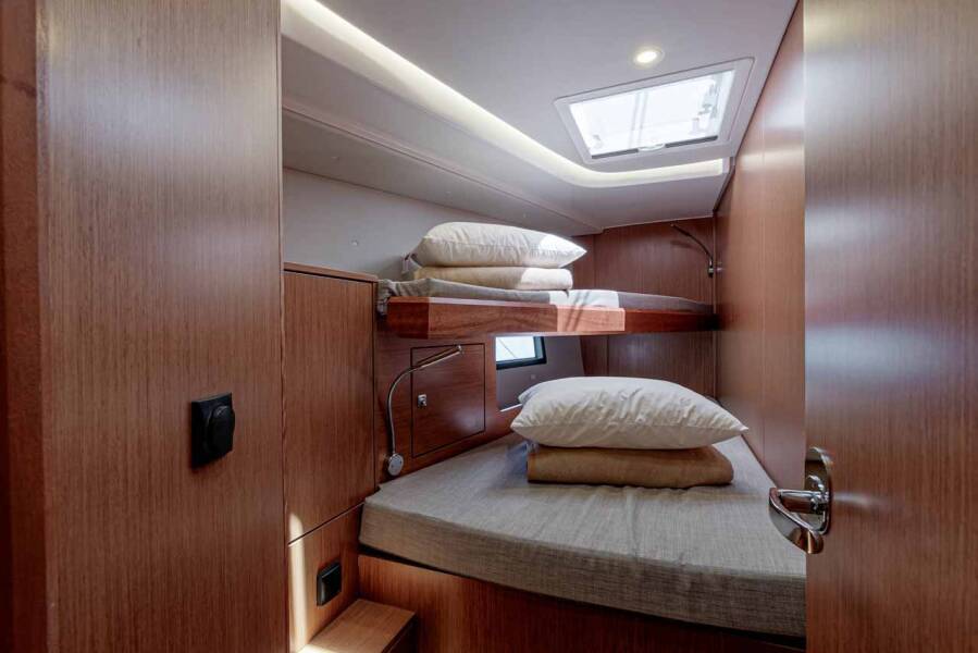 Bavaria C45