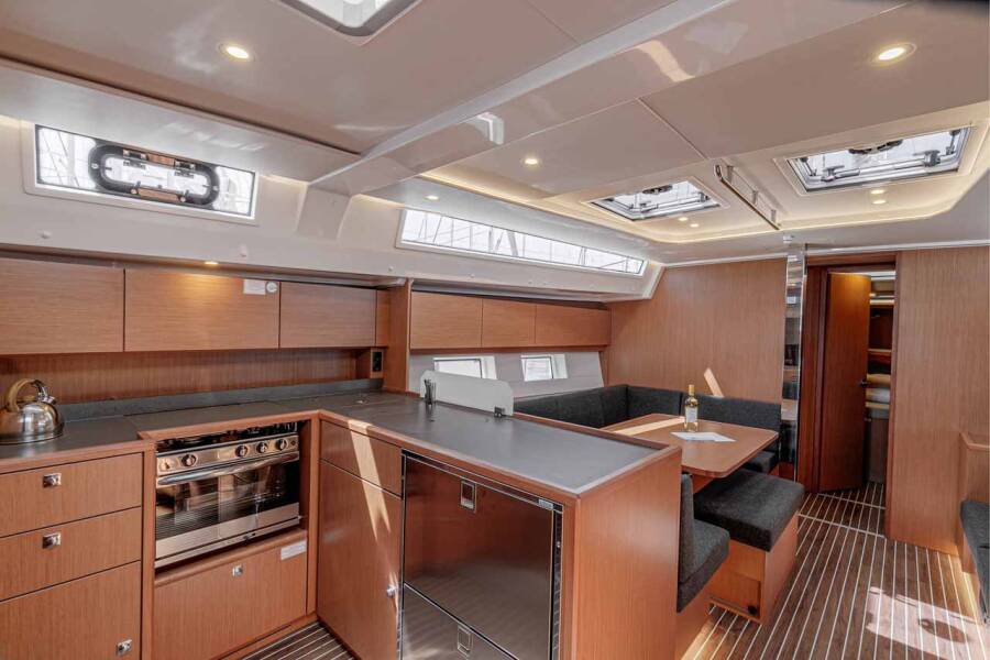 Bavaria C45