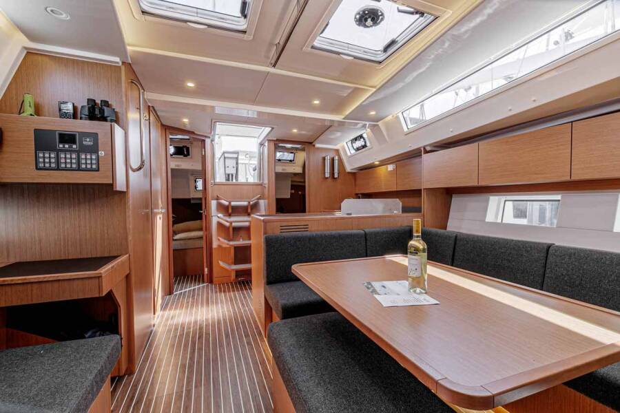 Bavaria C45