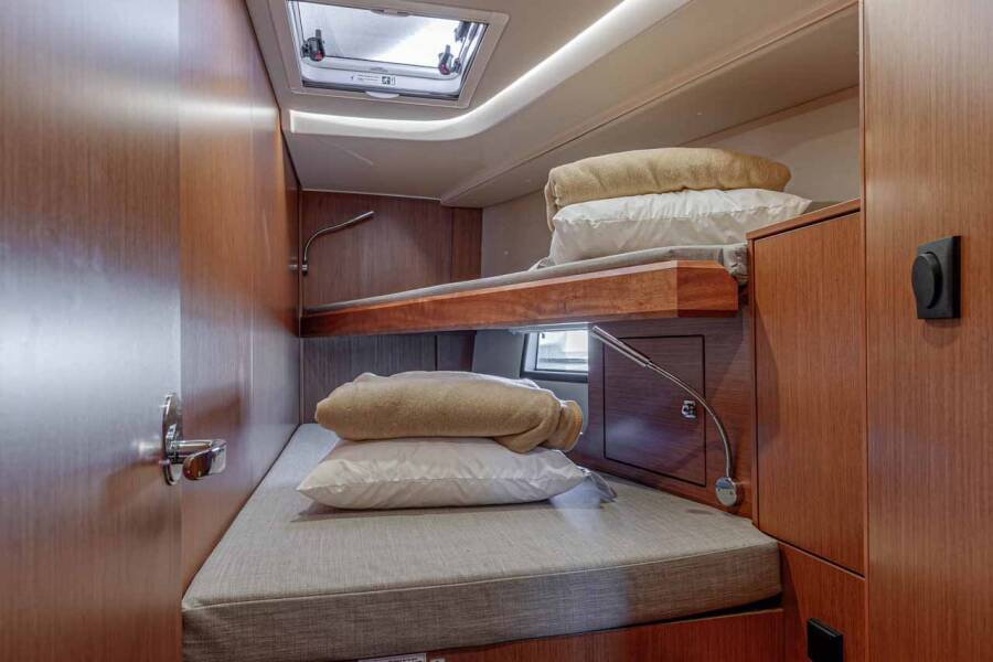 Bavaria C45