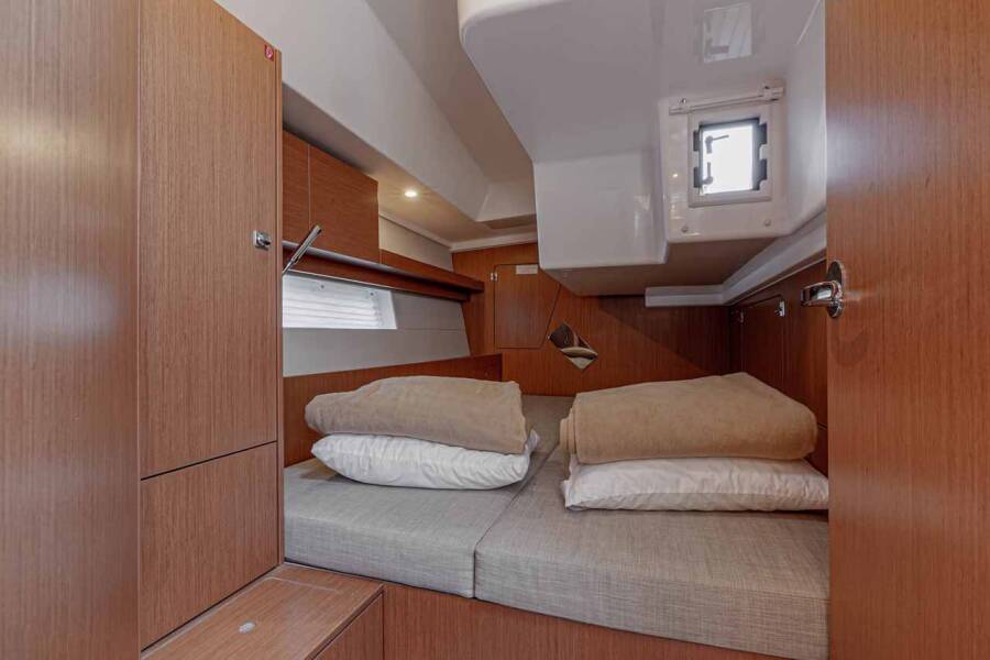 Bavaria C45