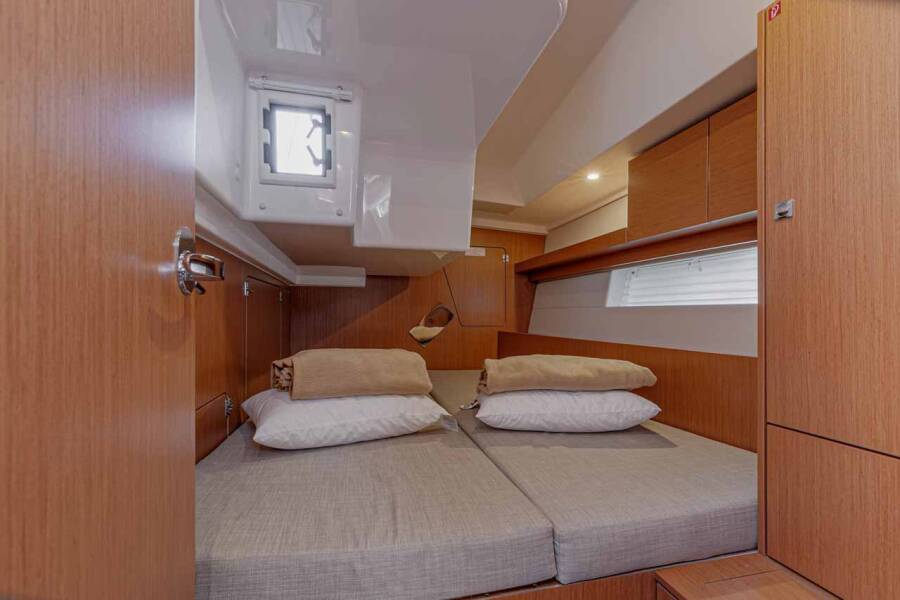 Bavaria C45