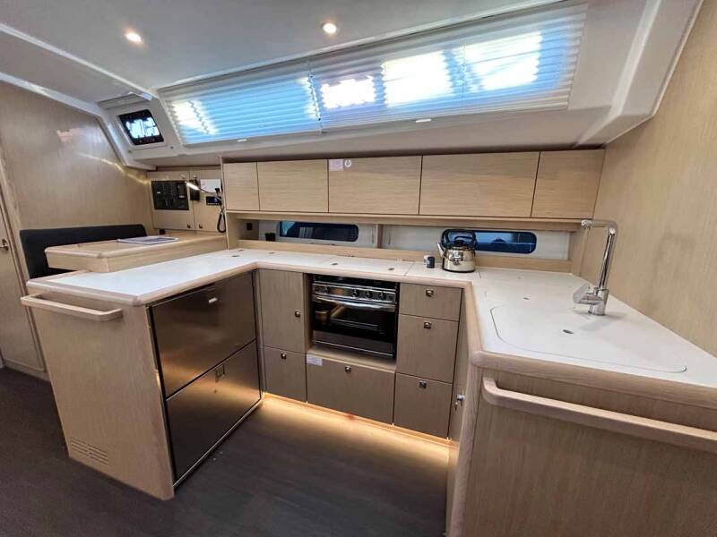 Bavaria C46