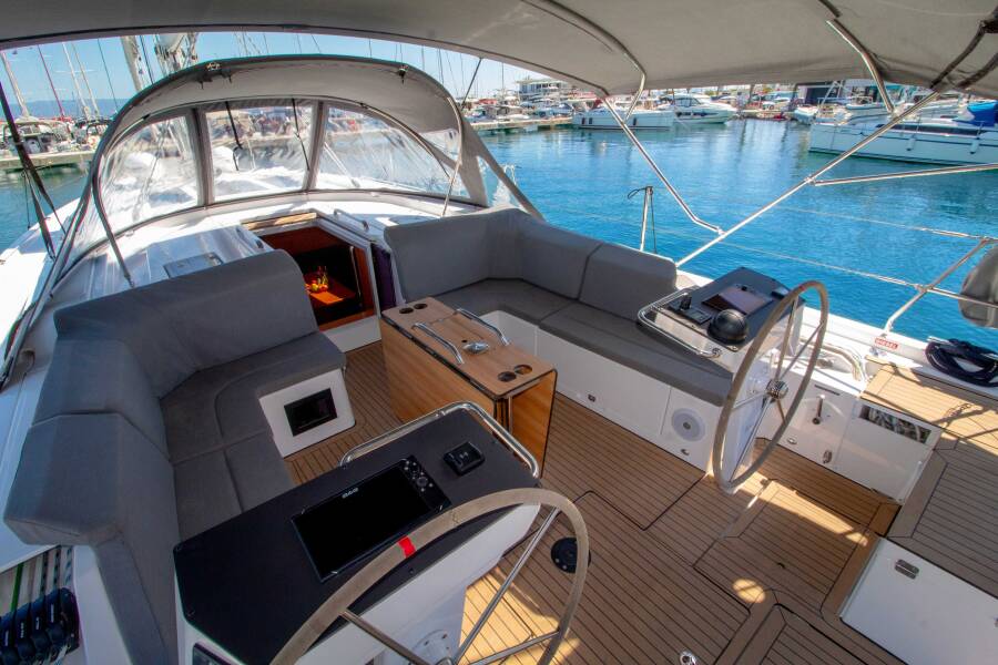 Bavaria C46
