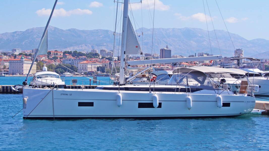 Bavaria C50 Style