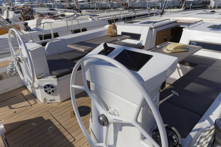 Bavaria C50 Style