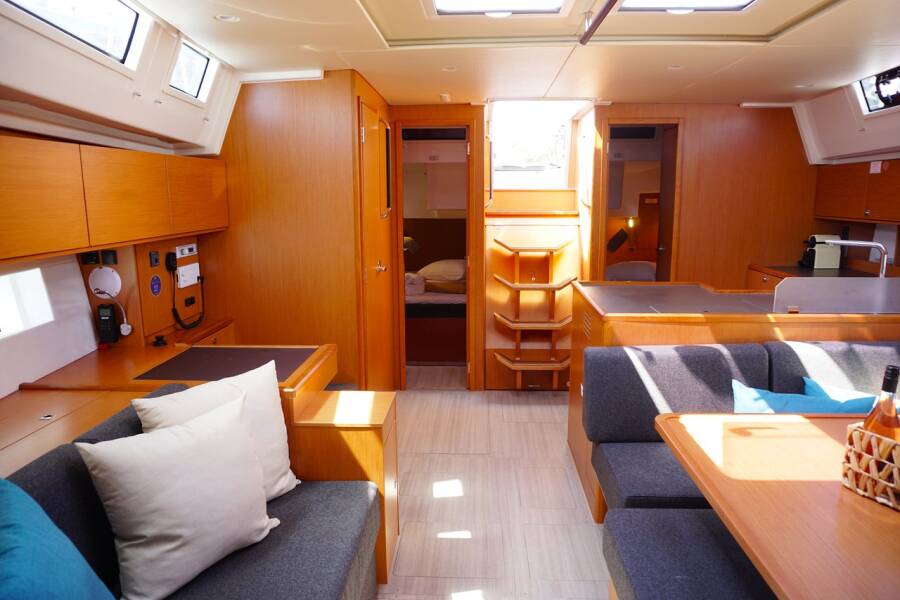 Bavaria C50 Style