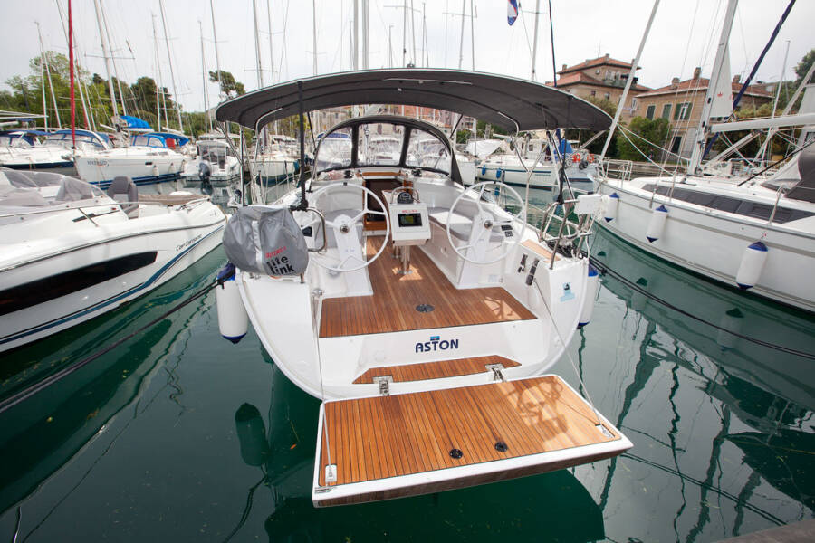 Bavaria Cruiser 34 Style