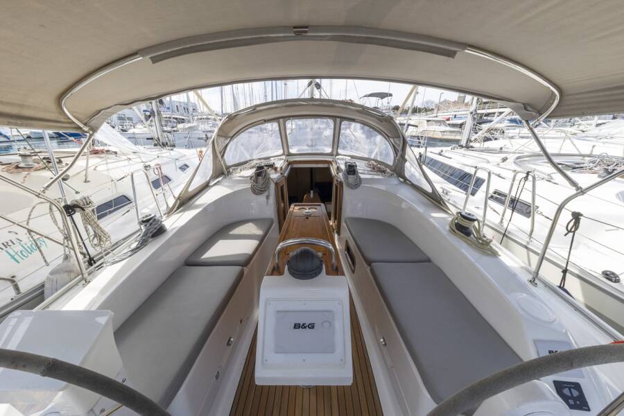 Bavaria Cruiser 34 Style