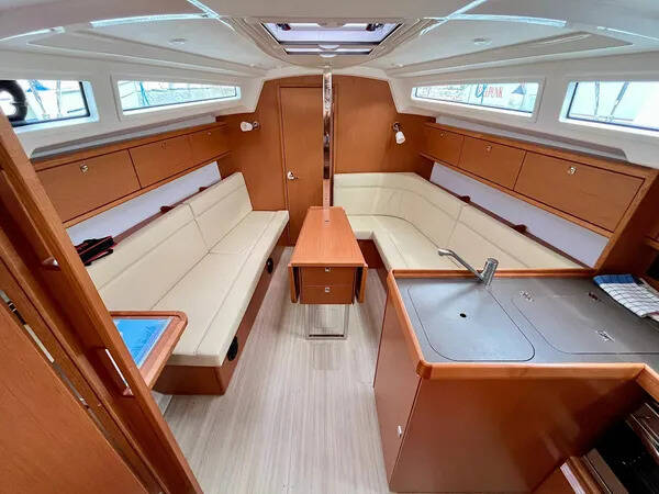 Bavaria Cruiser 34
