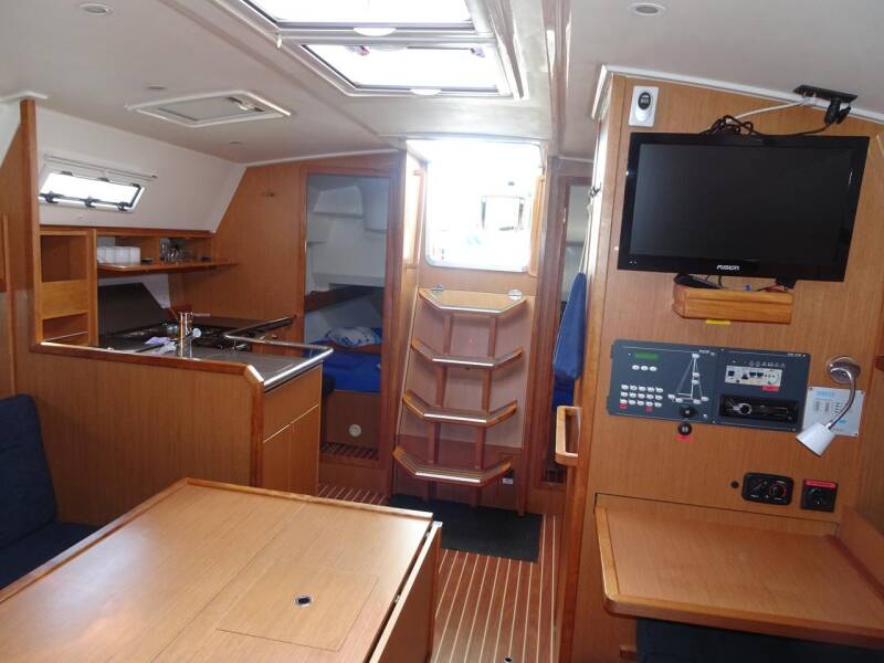 Bavaria Cruiser 36