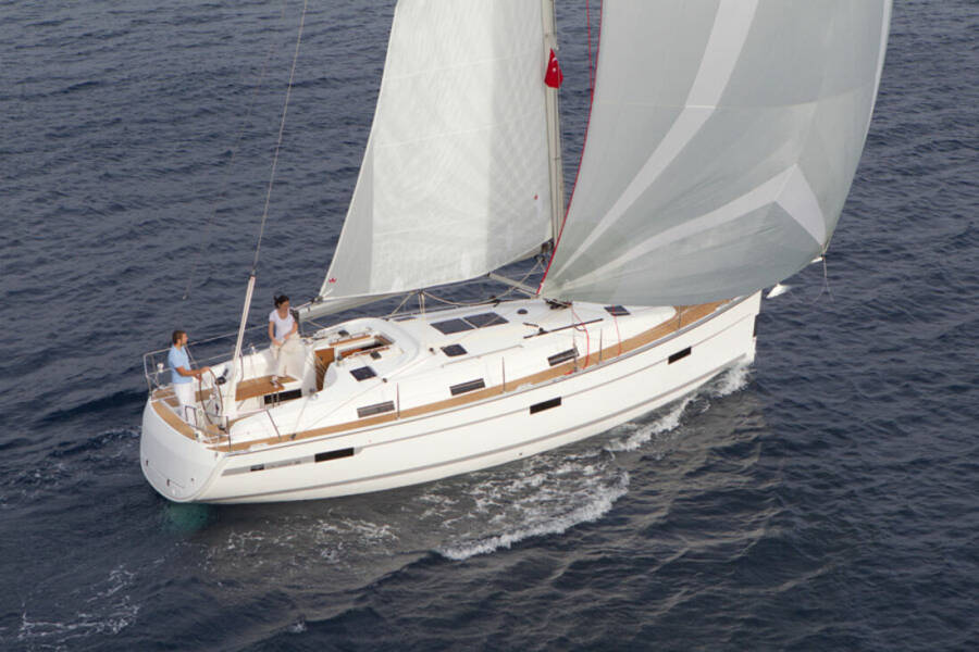 Bavaria Cruiser 36