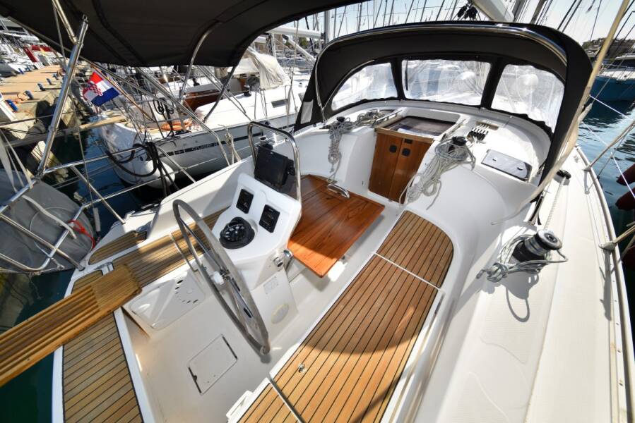 Bavaria Cruiser 36